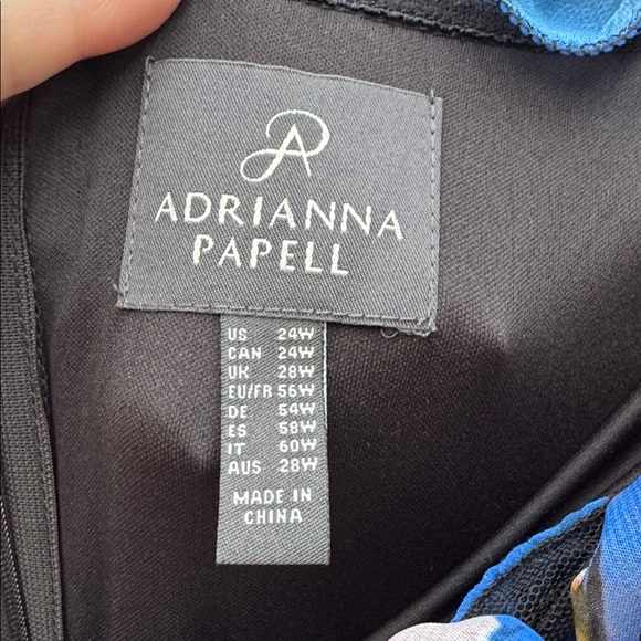 Adrianna Papell Off Shoulder Ruffled Neck 3/4 Sleeve Floral Print, size 24W - Picture 6 of 10